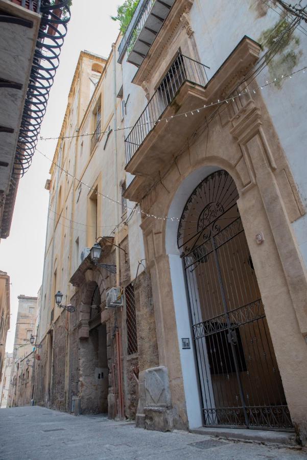 La Maison A La Cathedral Palermo Exterior foto